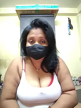 Snapshot of Curvy_Trisha chatting on May 30, 3:06 pm Curvy Trisha online show from May 30, 3:06 pm