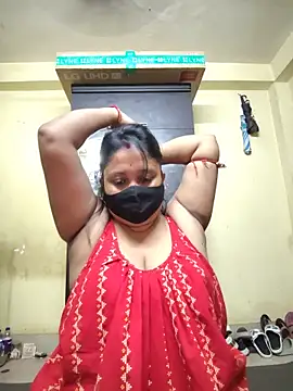 Snapshot of Curvy_Trisha chatting on June 5, 3:40 pm Curvy Trisha online show from June 5, 3:40 pm