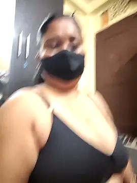 Curvy Trisha online show from March 30, 7:26 pm