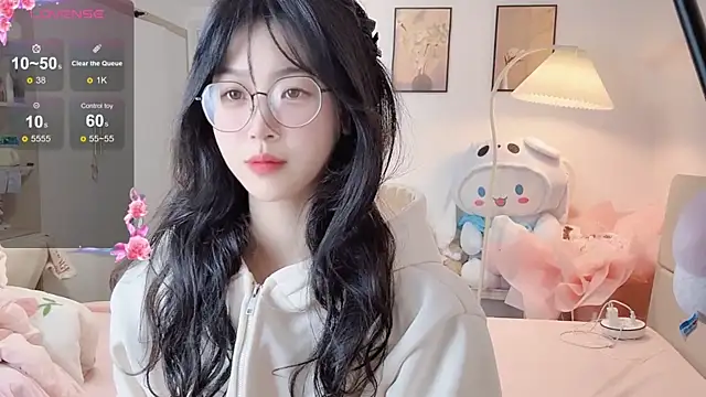 Luminous4173 online show from February 18, 7:06 am