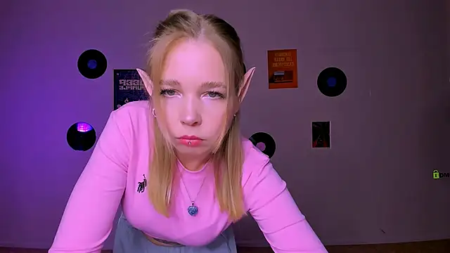 eira mouse online show from April 20, 8:39 am