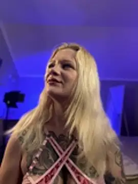 BlondeDoll  online show from February 21, 5:20 am