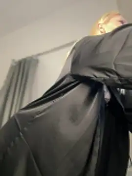 BlondeDoll  online show from February 9, 5:27 am