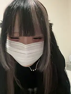 uni nvqnl2 online show from February 25, 10:42 pm