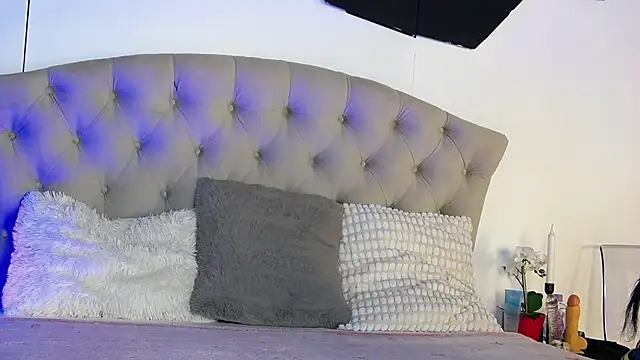 ChloeeDavis online show from March 3, 7:32 pm