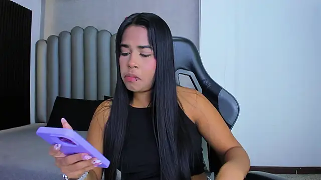 Shirleytaylor- online show from March 25, 11:31 am