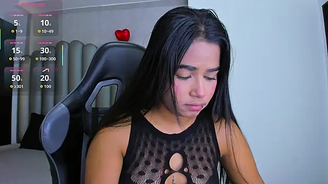 Shirleytaylor- online show from April 1, 11:33 am