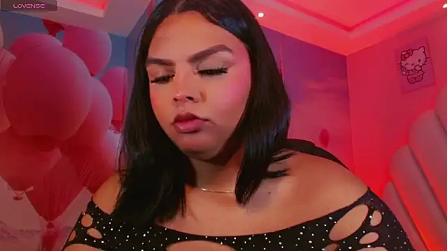 Maia Hotts online show from March 11, 11:37 am