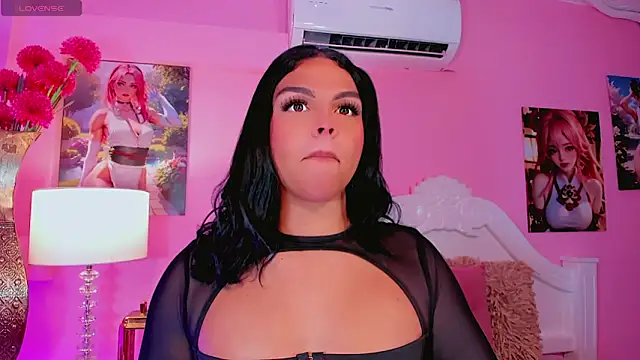 Maia Hotts online show from April 23, 7:48 pm