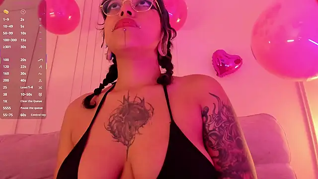 Amyy Carter online show from May 13, 12:01 pm