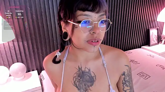 Snapshot of Amyy_Carter chatting on February 21, 12:07 pm Amyy Carter online show from February 21, 12:07 pm