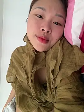 Emxinhka1 online show from April 6, 3:46 am