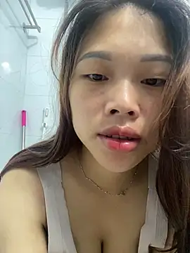 Emxinhka1 online show from June 16, 11:49 pm