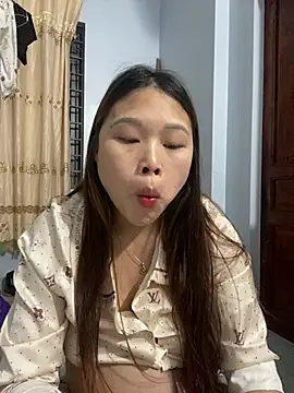 Emxinhka1 online show from April 24, 2:19 pm