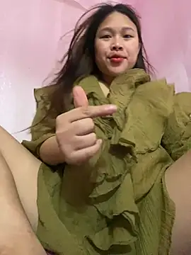 Emxinhka1 online show from April 17, 12:19 pm