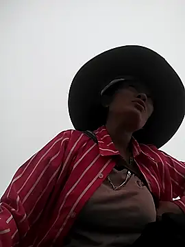 Neoone 1 online show from March 21, 8:19 am