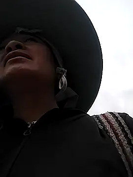 Neoone 1 online show from April 24, 11:29 pm