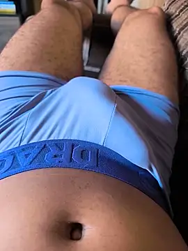 Gozudo23451 online show from May 13, 1:18 pm