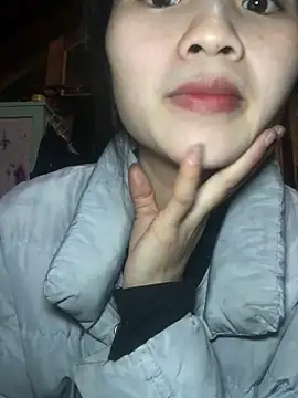 Snapshot of uyensexy chatting on February 5, 3:46 am uyensexy online show from February 5, 3:46 am