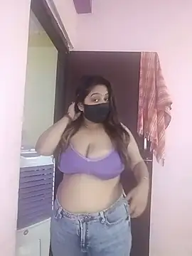 Aliya Hott online show from May 17, 5:40 am