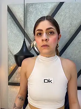 AriaWillssX online show from March 2, 8:05 pm