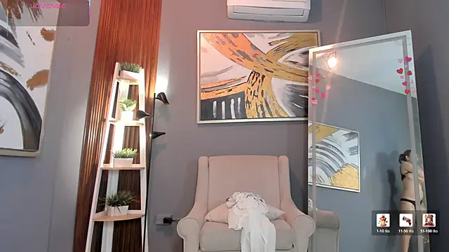 nina swaan online show from February 12, 11:10 am