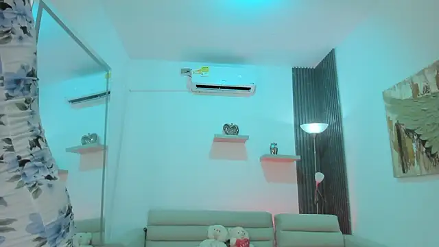 TAHIELA  online show from February 3, 11:48 am