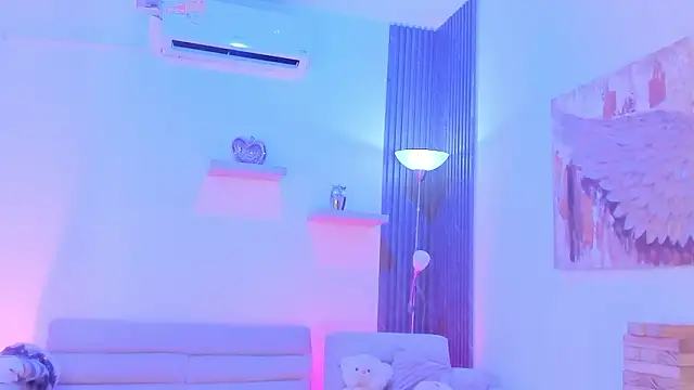 TAHIELA  online show from February 10, 11:09 am