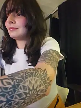 RoxanneRiddle69 online show from June 6, 11:54 pm