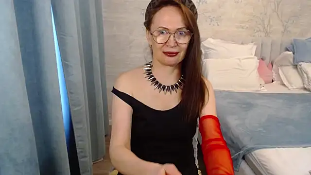 MarinaOnebest online show from March 20, 9:10 am