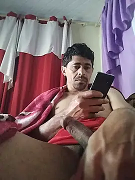 Snapshot of superred22 chatting on July 13, 2:22 am superred22 online show from July 13, 2:22 am