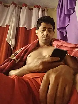 Snapshot of superred22 chatting on July 8, 1:52 am superred22 online show from July 8, 1:52 am