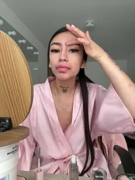 Snapshot of Bonny_Eva chatting on June 17, 3:11 pm Bonny Eva online show from June 17, 3:11 pm