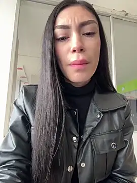 Bonny Eva online show from April 9, 4:57 pm