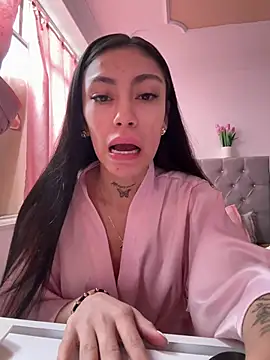 Bonny Eva online show from April 10, 2:02 pm