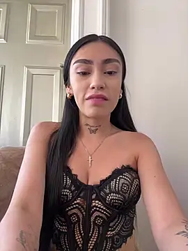 Snapshot of Bonny_Eva chatting on April 18, 7:07 pm Bonny Eva online show from April 18, 7:07 pm