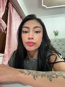 Bonny Eva online show from April 12, 1:42 am