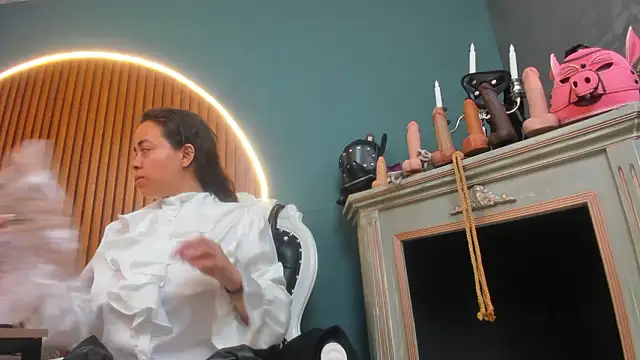 barbara leython online show from February 11, 12:49 pm