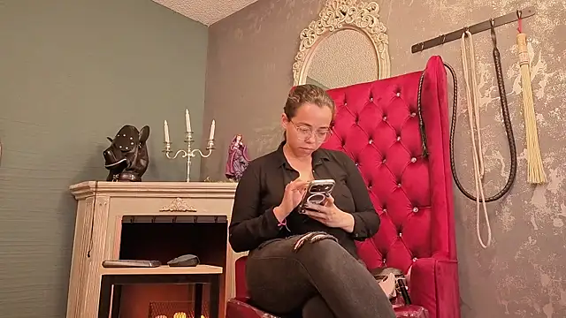 barbara leython online show from June 1, 10:31 pm