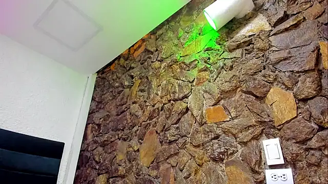 Dahliablack online show from March 7, 12:43 pm