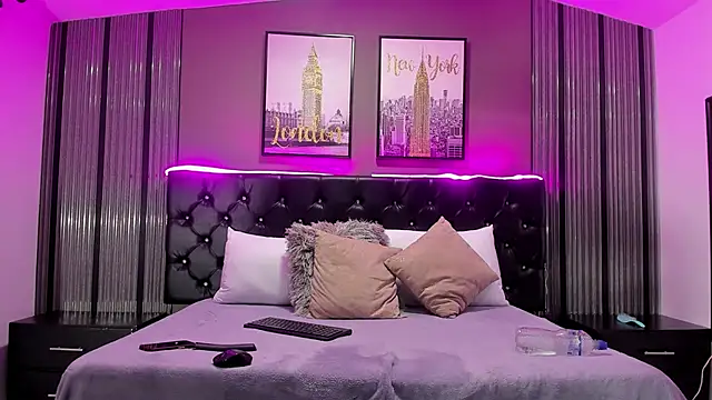 Melanyxx- online show from February 18, 1:25 am