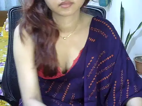 Snapshot of Maaya_khan chatting on June 28, 2:34 pm Maaya khan online show from June 28, 2:34 pm