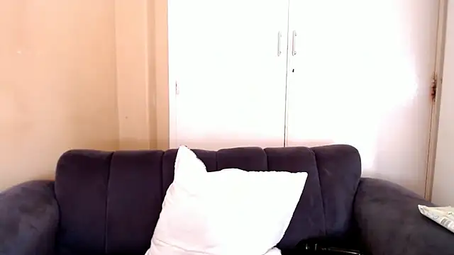 AppleAsss online show from May 3, 1:36 pm