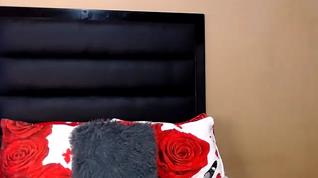 AppleAsss online show from March 11, 6:07 am