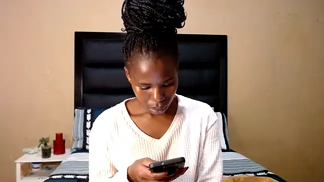 AppleAsss online show from February 24, 12:28 pm