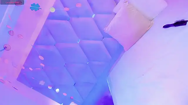 EmmaSweet23 online show from March 22, 8:32 pm