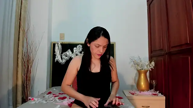 Snapshot of AnnaBroooks chatting on February 15, 2:05 pm AnnaBroooks online show from February 15, 2:05 pm