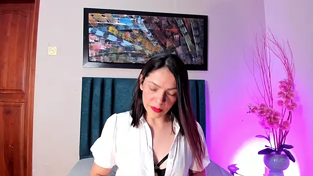 AnnaBroooks online show from March 15, 2:02 pm