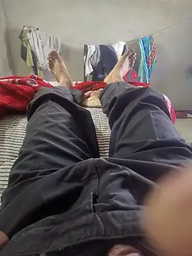 indianbull001 online show from February 11, 8:03 am