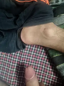 indianbull001 online show from February 23, 7:42 am